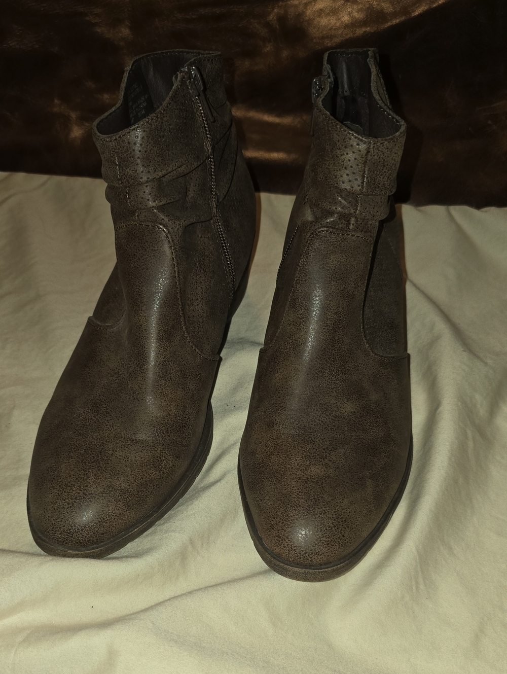 Seven Dials Women's 11 Ankle Booties in Brown Faux Leather